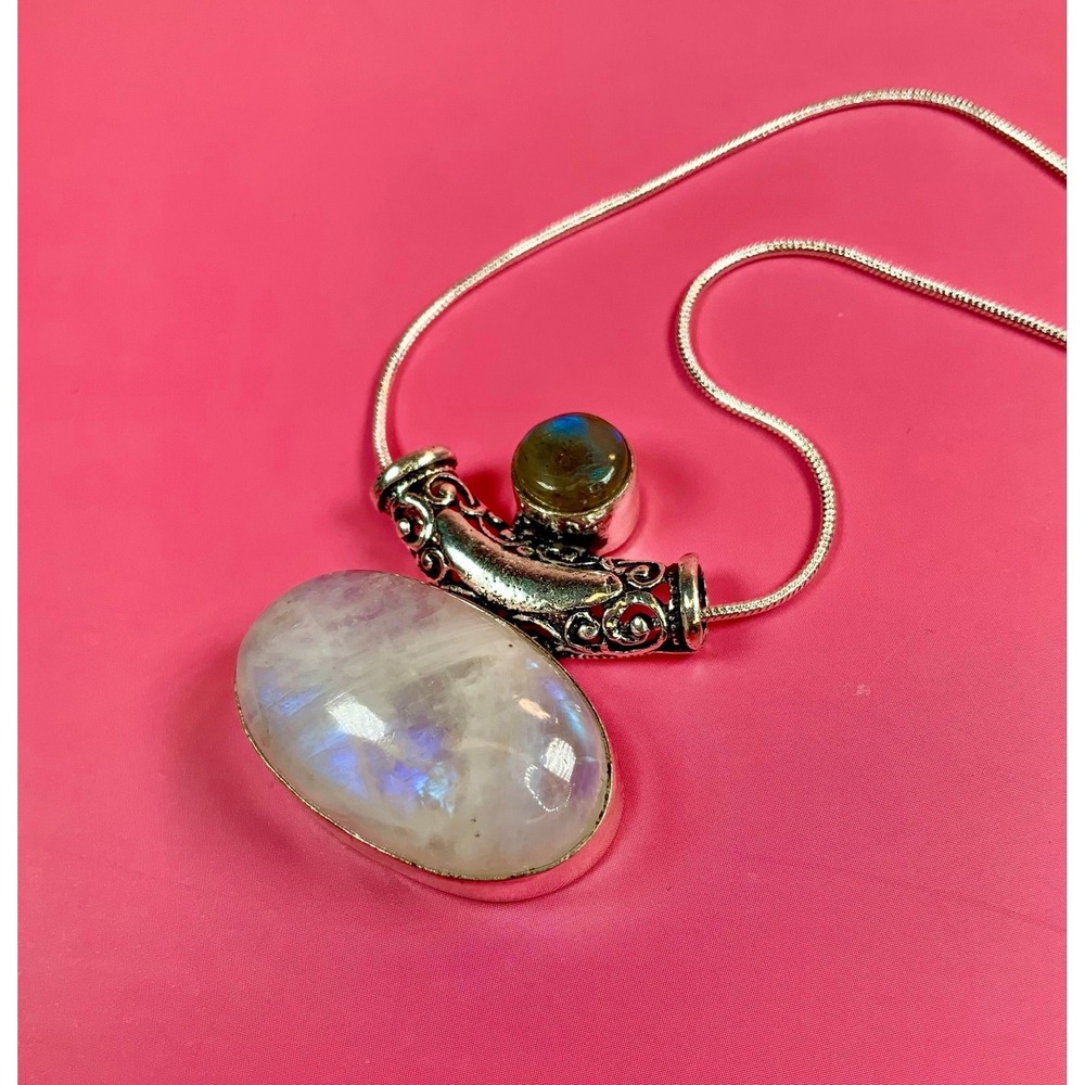 Moonstone & Labradorite Mystic Glow Necklace ✨🤍 - Picture 1 of 6